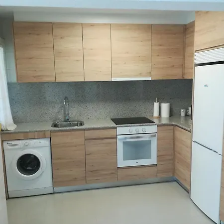Ocean View - 2 Bedrooms *
